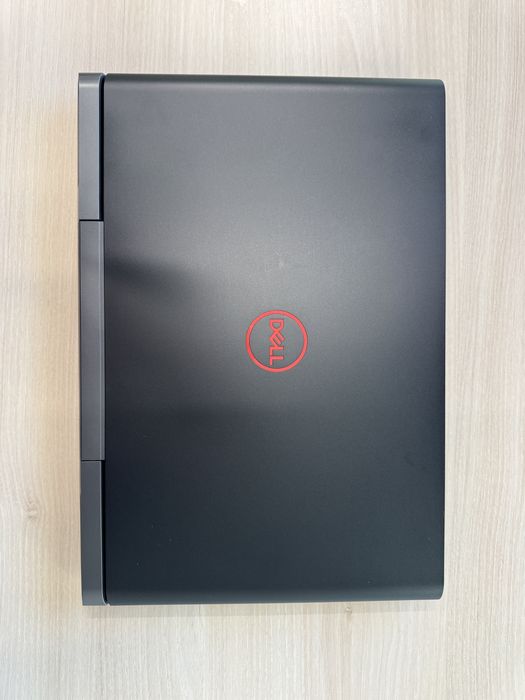 Ноутбук DELL Inspiron 7577