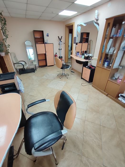 Продается Салон красоты/ Парикмахерская "Лада"