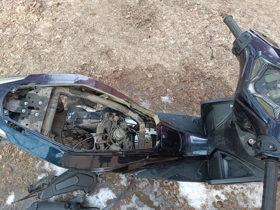 Продается скутер Италия с не большим вложением.