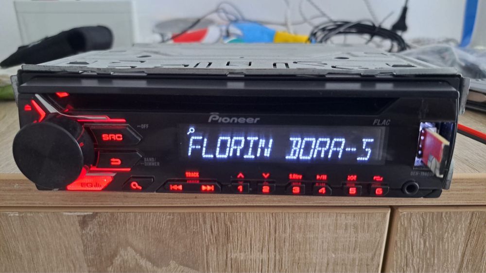 Radio CD Player Auto Pioneer DEH-1900UB - USB / AUX