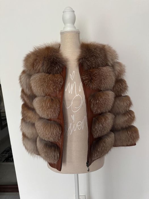 Haina de blana pentru dame