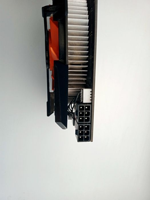 Видеокарта GTX 560 SE 1gb