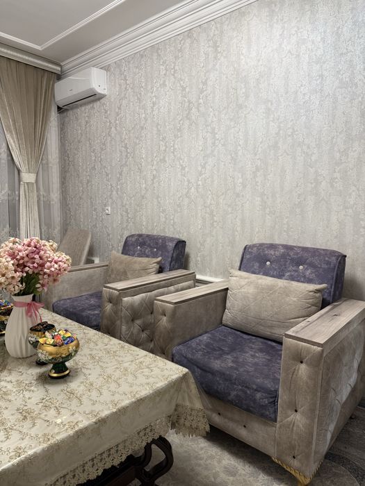 СРОЧНО! Продается диван и 2кресла в стиле неоклассика По выгодной цене