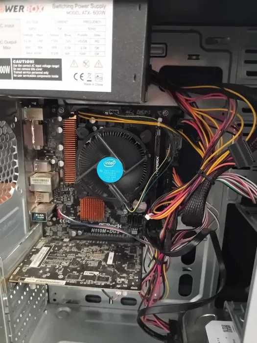 Настолен Компютър