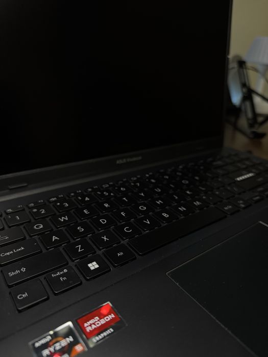 Asus VivoBook 15.6”