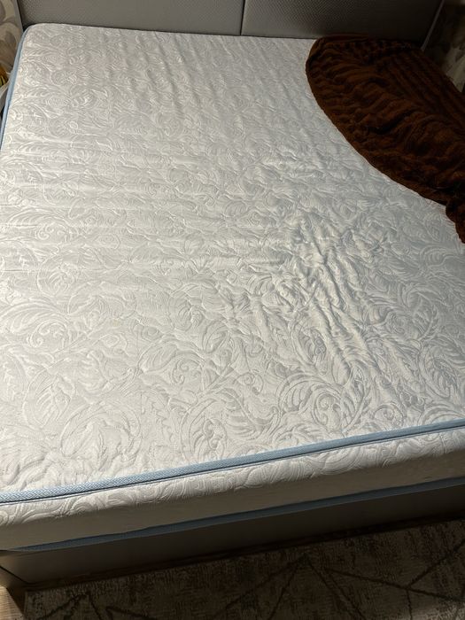 Матрас беспружинный 180*200