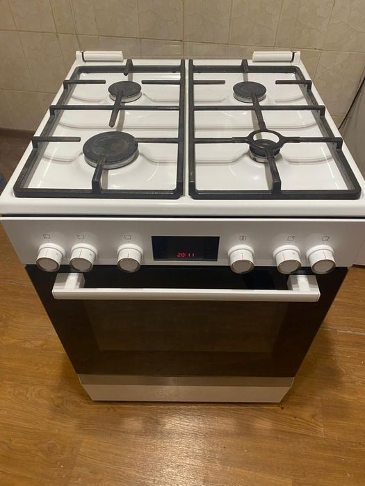 Продам газ плиту в хорошем состоянии