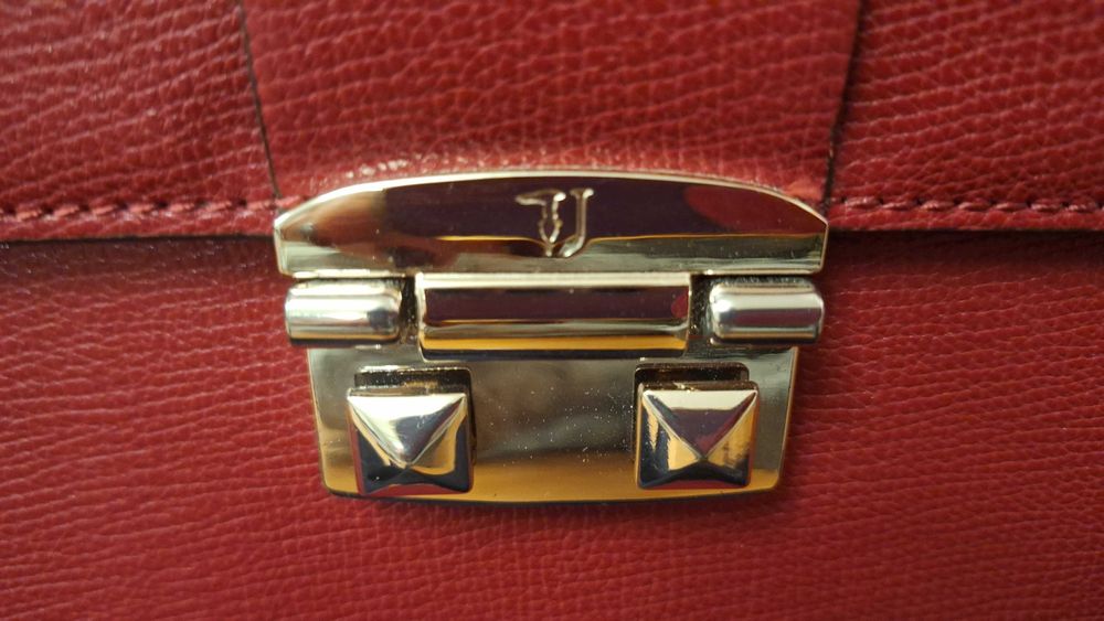 Оригинална дамска чанта Trussardi