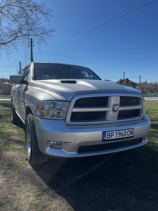 DODGE RAM 1500 HEMI 5.7 liter