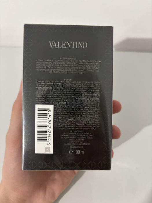 Vand parfum valentino si scandal