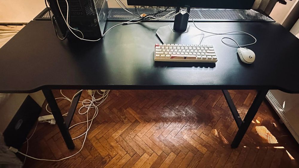 Birou de gaming