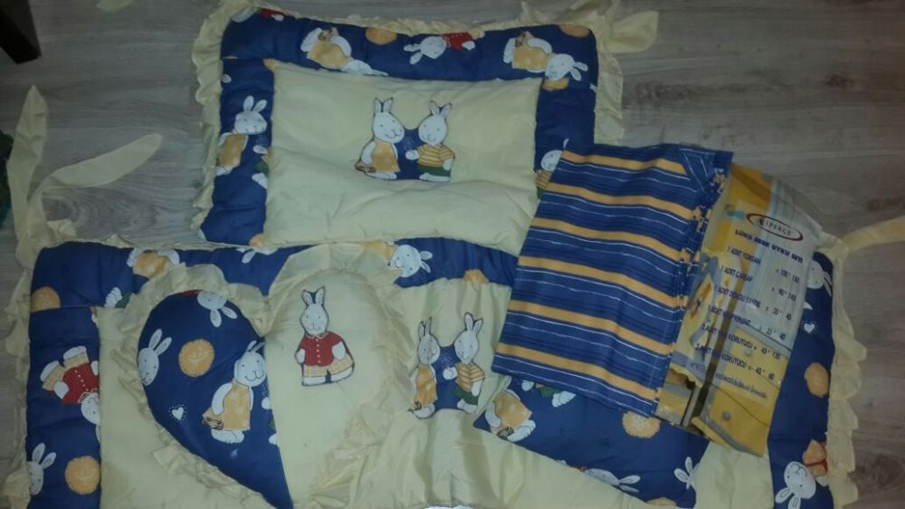 Бортики в кроватку