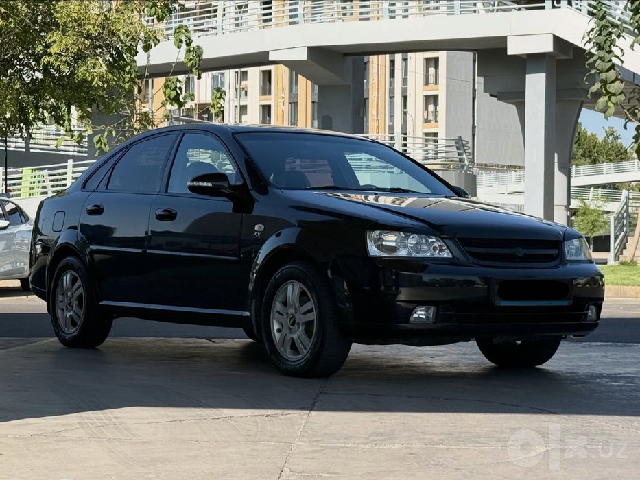 Продается автомобиль Chevrolet Lacetti 1 позиция (MT)