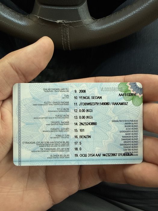 Toyota Yaris сотилади