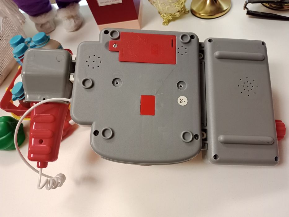 Продам игрушечную кассу