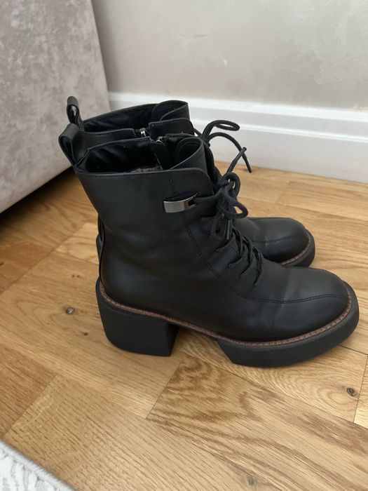 продам зимнюю обувь