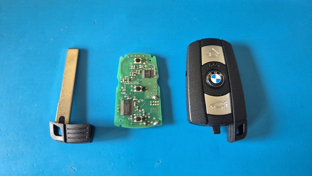 Ключ ОЕМ Bmw e90,е91,e92,е60,e61,e70,e87 868mhz-презареждаема Батерия!