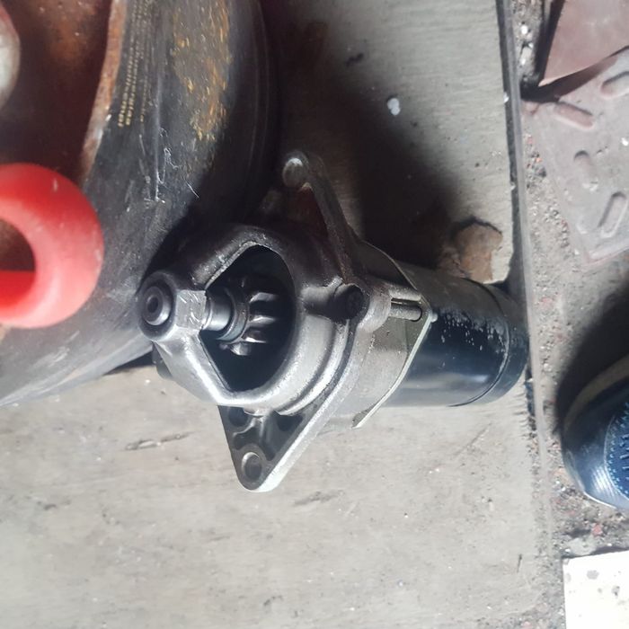 Продам стартер D6RA 62