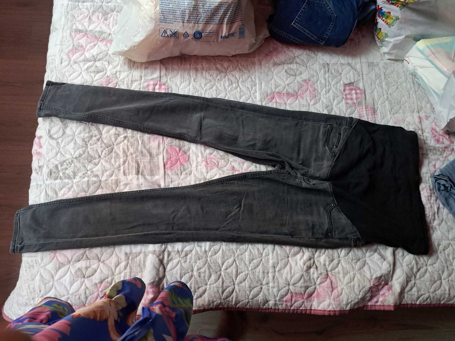 Дънки за бременни