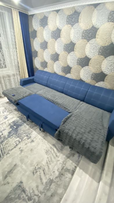 Продам диван . .