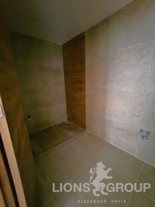 Продава се Тристаен апартамент в Варна, Бриз - 111 кв.м за 1379 €/кв.м - Снимка #10