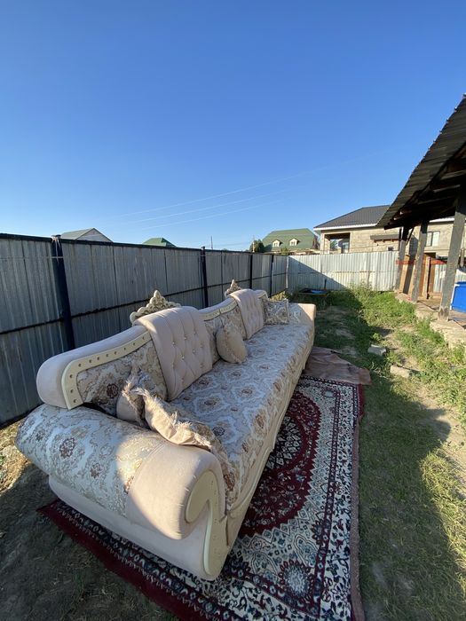 Диван “ШАХ” длина 3м.60см.