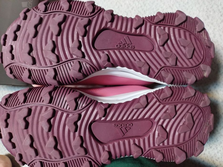 Ghete adidas fortarun fete