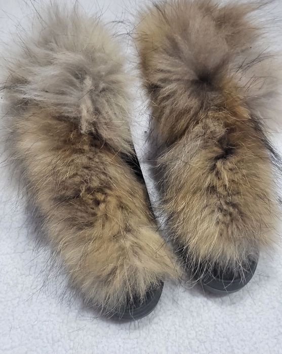 Дамско яке с естествен пух