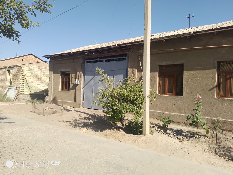 Уй сотилади Бустон махалла