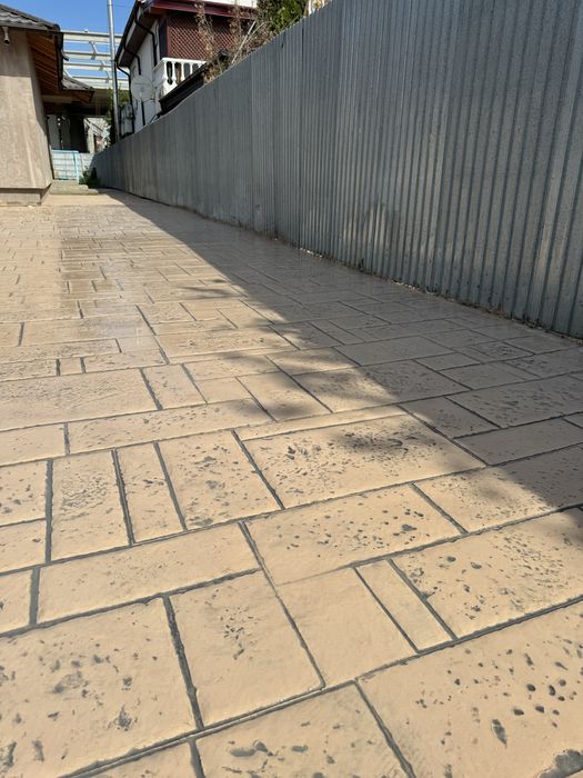 Materiale beton amprentat:colorant,praf antilipire,lac,culoare pret