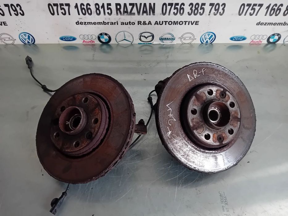 Fuzete Fuzeta Stanga Dreapta Fata Dacia Duster 1.5 Dci 2010-2014 2X4