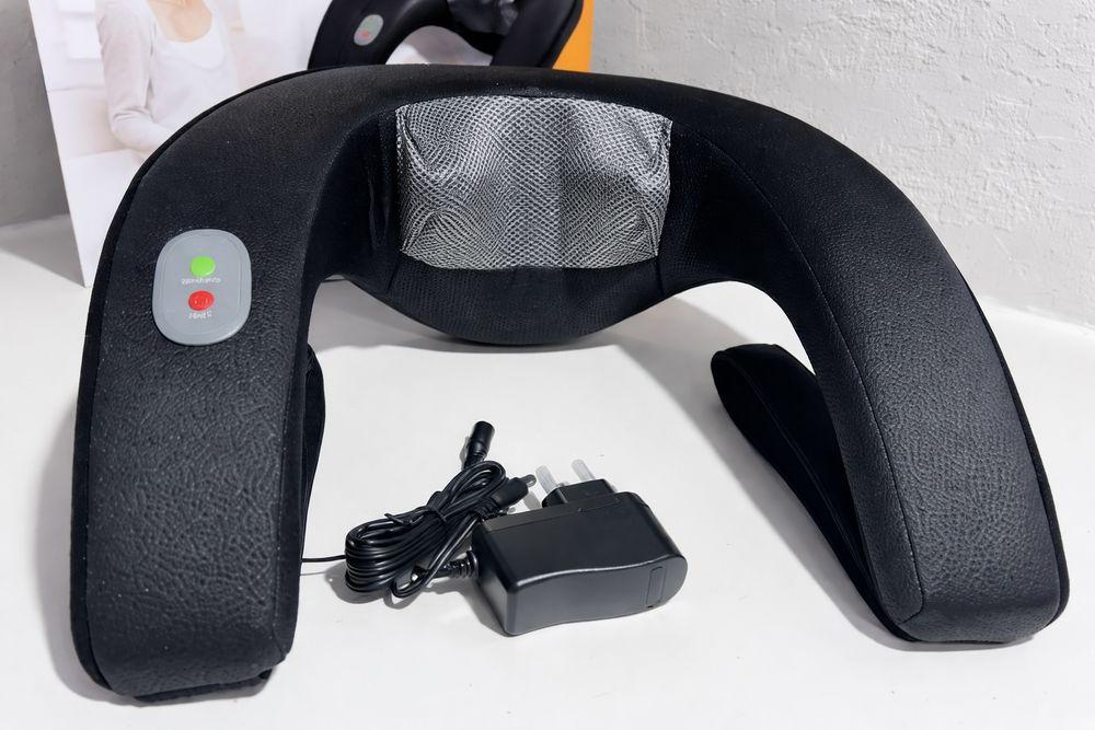 Шиацу масажор за врат MEDISANA NM A81 с Инфрачервена светлина