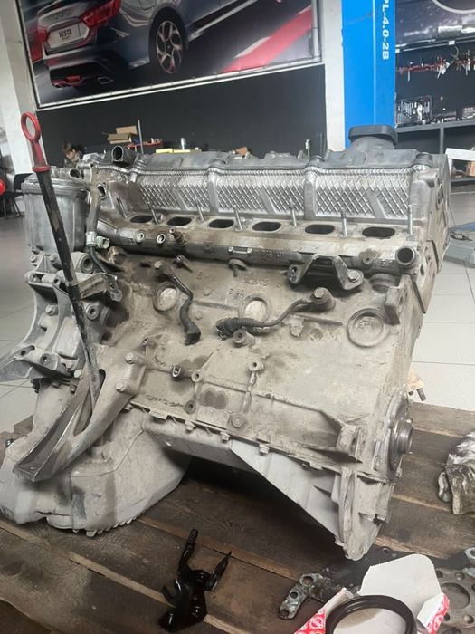 Двигатель BMW E34 1995 . VANOS