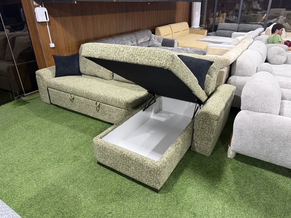 Ugolok divan ot lafesta
