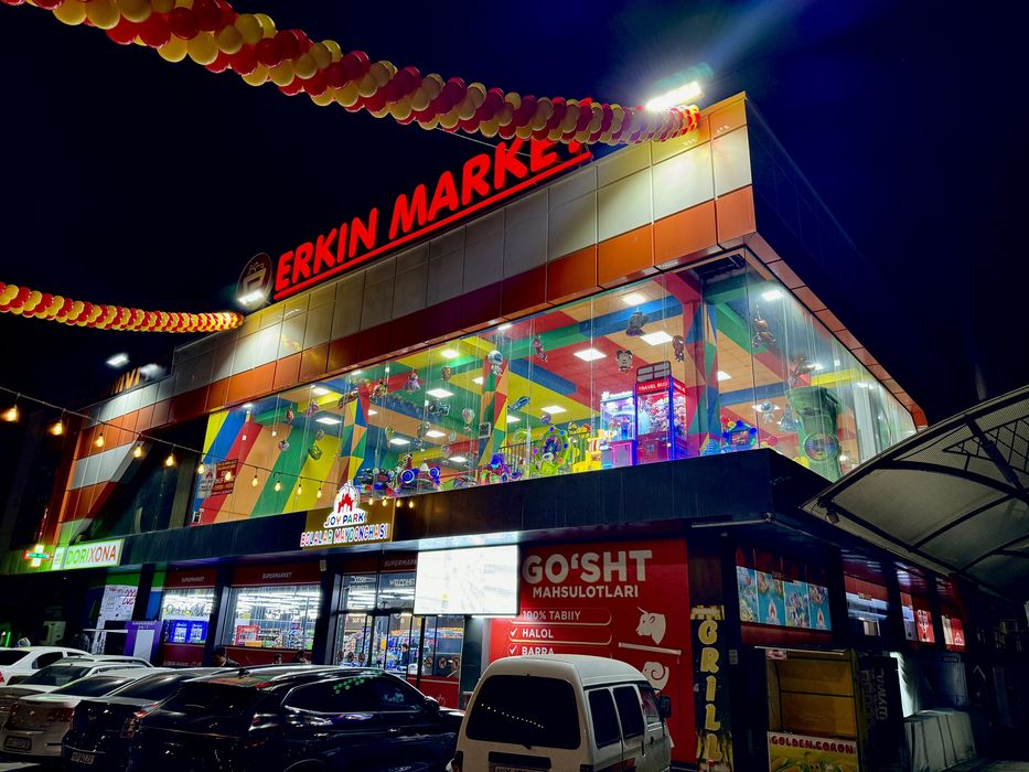 Arendaga 2-etaj. 340+270 (610) kvadrat ofis, magazin yoki kafe uchun.