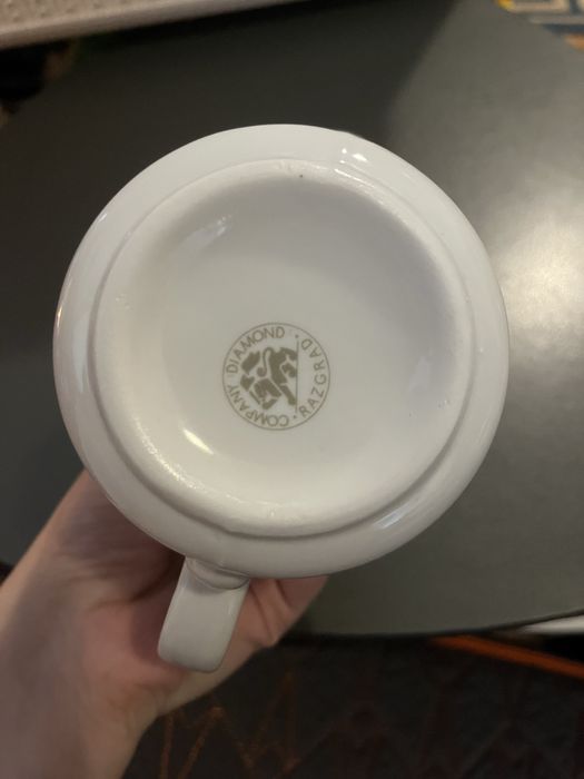 Стар български детски порцеланов чайник