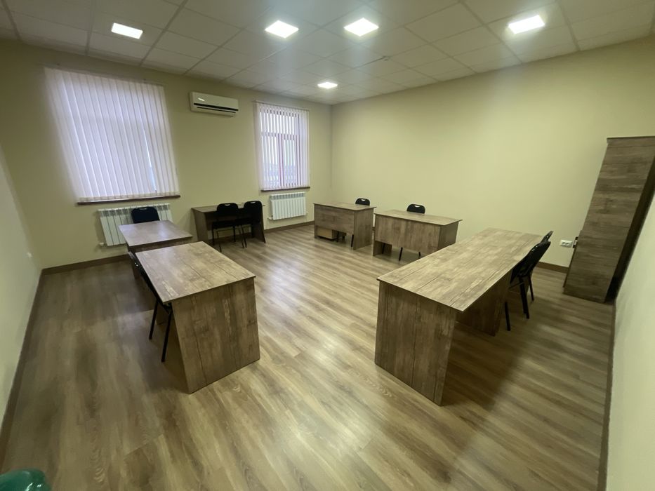 Сдаются в аренду склады и офисы от 926 м²