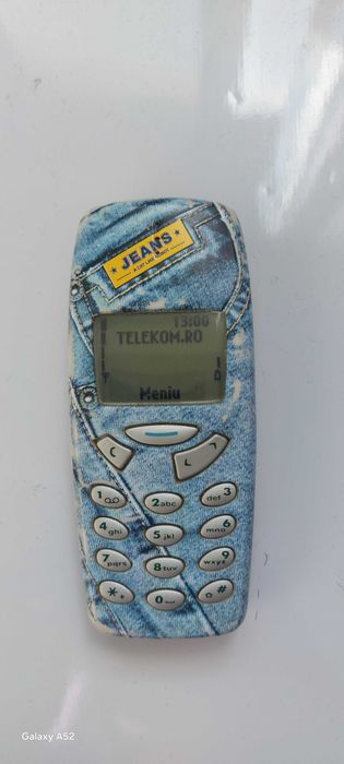 Telefoane vechi cu butoane