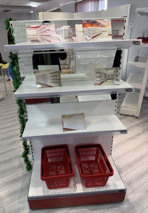 стеллаж для магазин