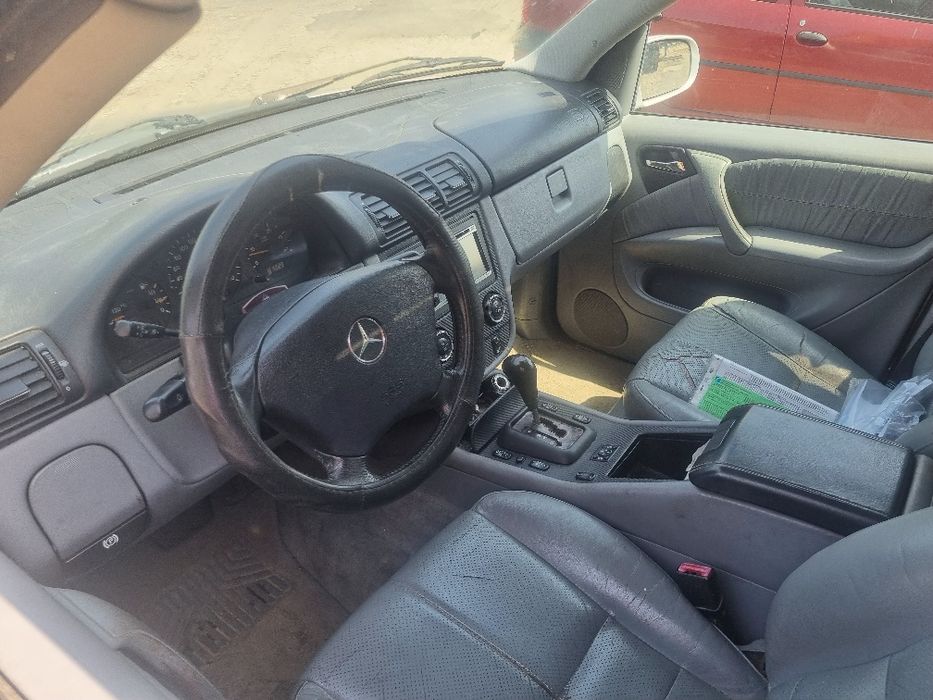 Vând Mercedes ML 400cdi pachet AMG