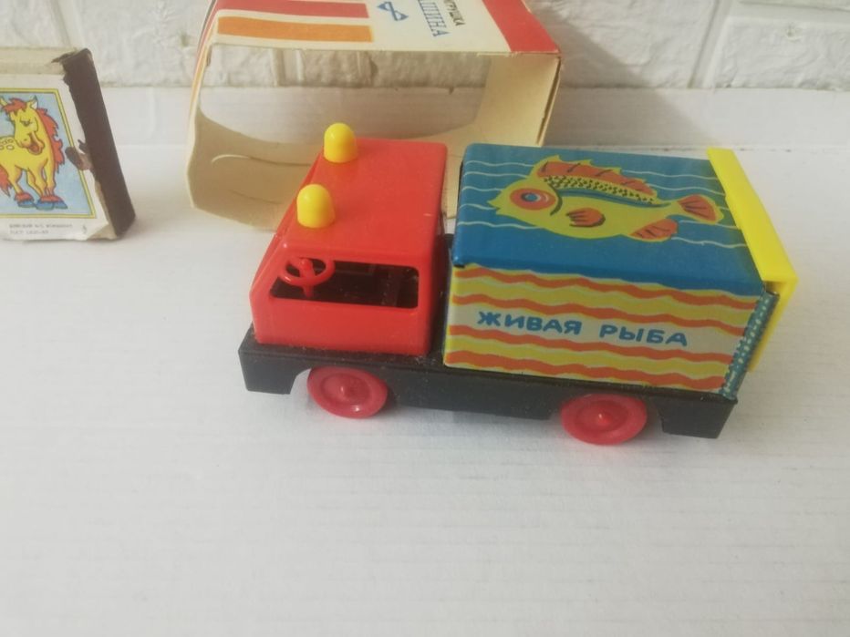 Машинки, новые СССР.