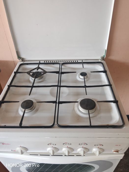 Продам  плиту  Гефест