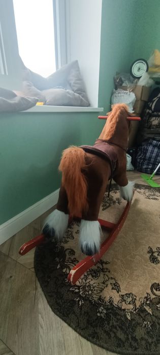 Лошадка-качалка детская