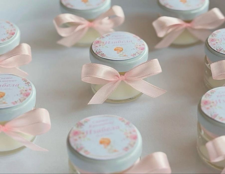 Подаръци за гости/Гипсови или соеви Ангелчета/Бурканчета с мед-свещ