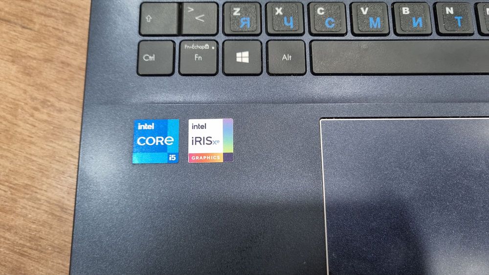 ASUS VIVOBOOK core i5-11th