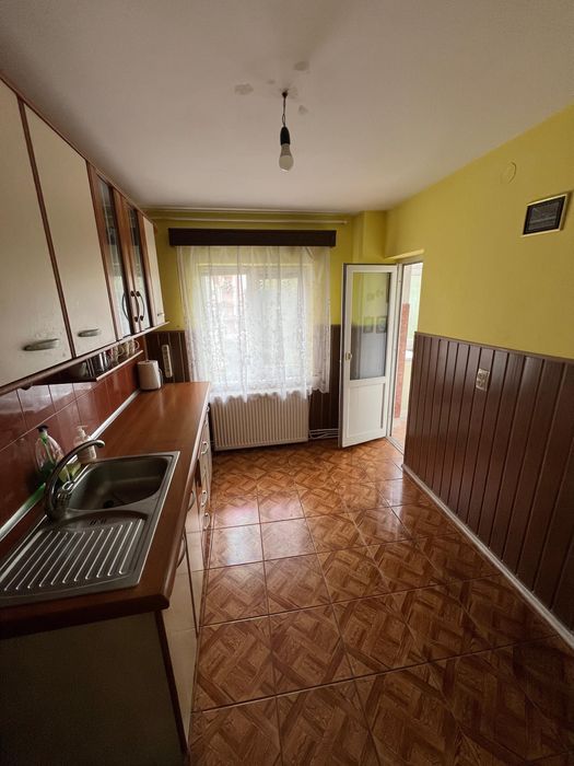 PROPRIETAR – 3 camere decomandat, 76 mp