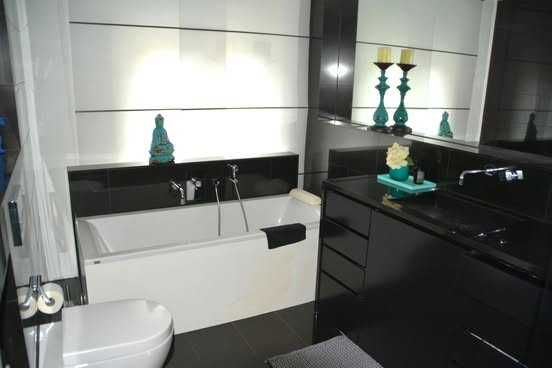 Продава се Двустаен апартамент в София, Център - 67 кв.м за 2821 €/кв.м - Снимка #2
