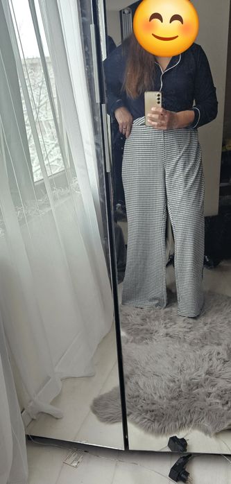 Pantaloni marimea XL