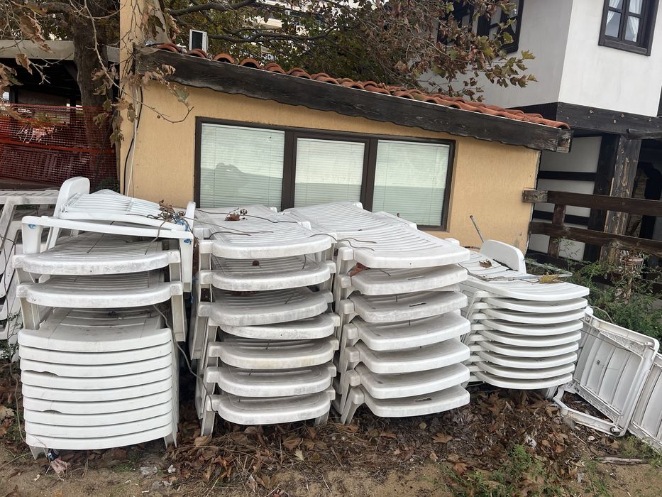 Пластмасови Шезлонги