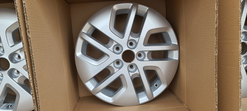 Jante 17 originale renault trafic,opel vivaro,nissan primastar